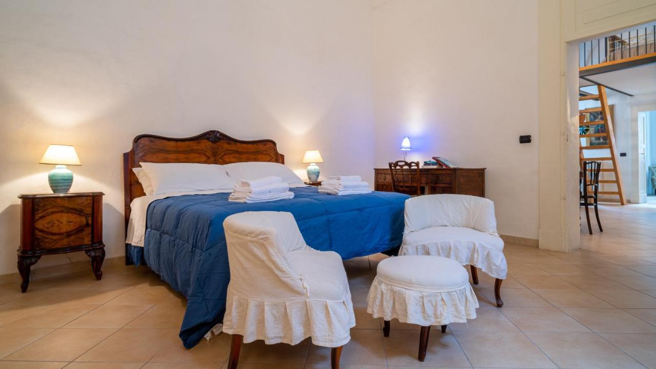 Italianway - Casa Del Barone Apartment เลชเช ภายนอก รูปภาพ