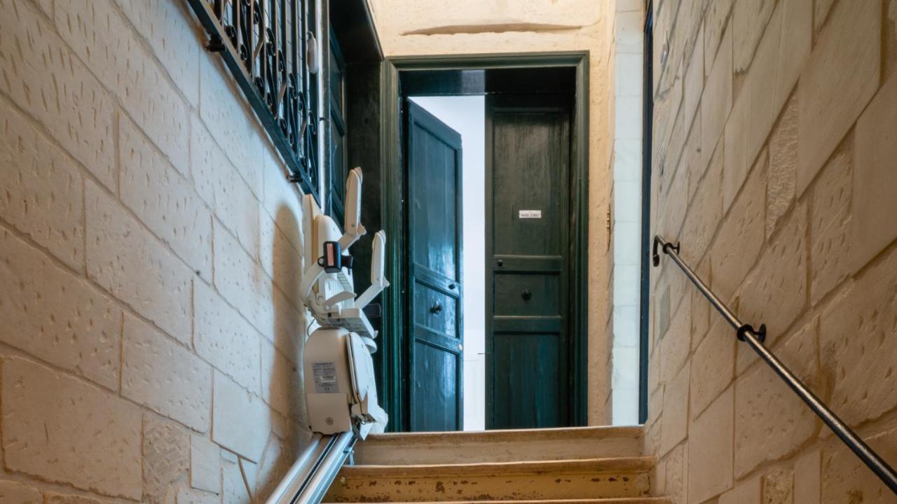 Italianway - Casa Del Barone Apartment เลชเช ภายนอก รูปภาพ