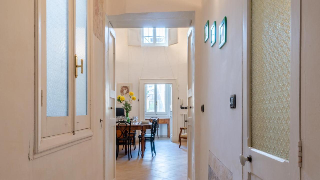 Italianway - Casa Del Barone Apartment เลชเช ภายนอก รูปภาพ