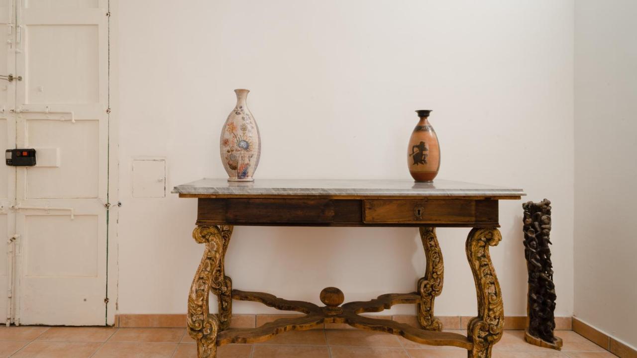 Italianway - Casa Del Barone Apartment เลชเช ภายนอก รูปภาพ